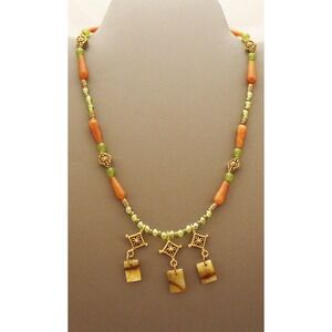 Boho Chic Gold Tone Dangle Necklace with Agate Rectangle Stone Pendant